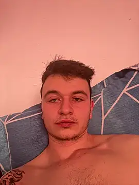 Snapshot of Kosty61_ chatting on February 10, 1:15 pm Kosty61 online show from February 10, 1:15 pm