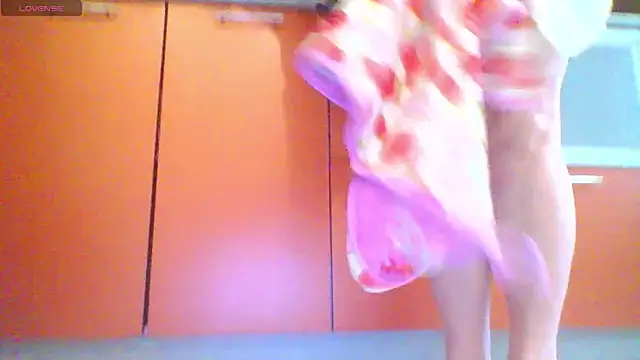 mira robinsonnn online show from February 18, 3:13 am