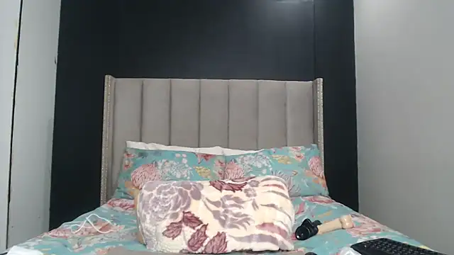 Ms  JOJO online show from May 10, 10:48 pm