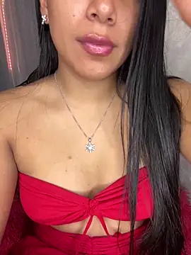 LinnaGardenia online show from March 16, 10:20 pm