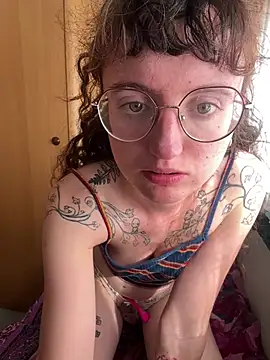  foxygirl  online show from April 27, 3:10 pm