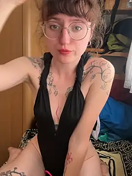  foxygirl  online show from May 4, 3:08 pm