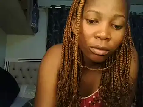 Petitiebooty online show from January 23, 8:15 am