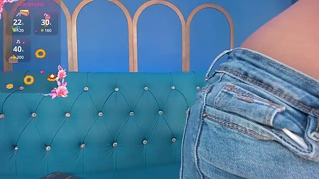 Snapshot of jessymorgan_ chatting on October 14, 3:40 am jessymorgan online show from October 14, 3:40 am