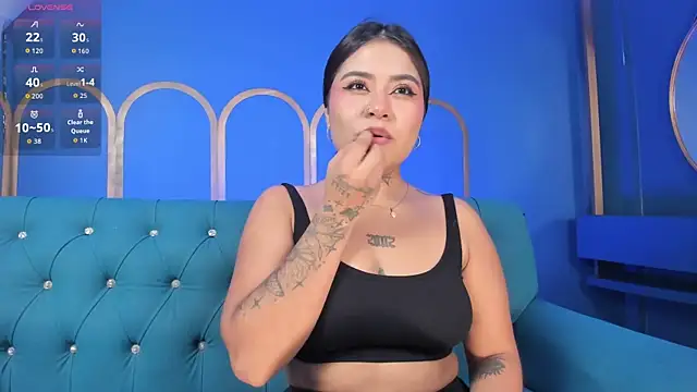 Snapshot of jessymorgan_ chatting on October 28, 11:18 pm jessymorgan online show from October 28, 11:18 pm