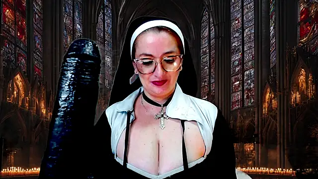 helenas fantasy online show from December 6, 8:37 am