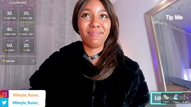 Mikeyla-Russo online show from February 14, 12:19 am