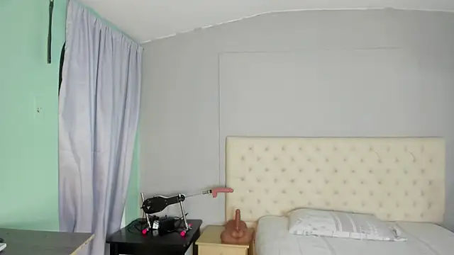 Snapshot of nami_sam01 chatting on September 24, 1:58 pm nami sam01 online show from September 24, 1:58 pm