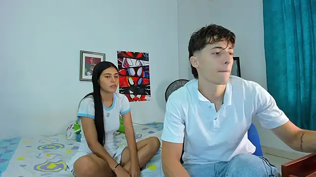 Snapshot of AlessandroDybala chatting on July 9, 12:42 pm AlessandroDybala online show from July 9, 12:42 pm