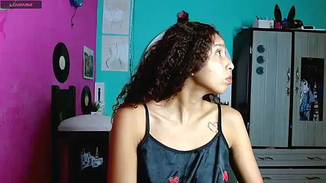 sensitive brunette online show from October 2, 11:56 pm