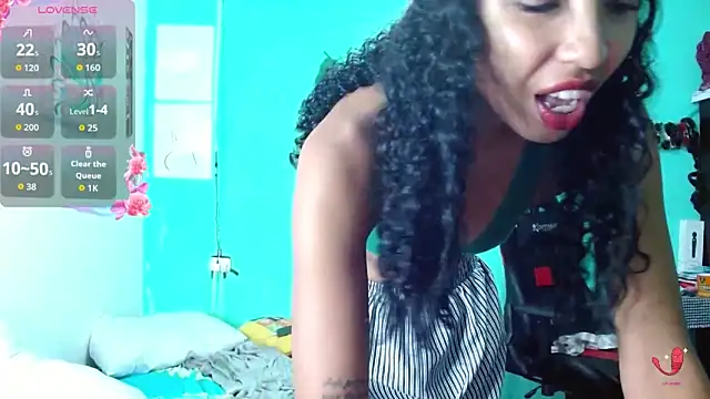 Snapshot of sensitive_brunette chatting on May 16, 1:21 pm sensitive brunette online show from May 16, 1:21 pm