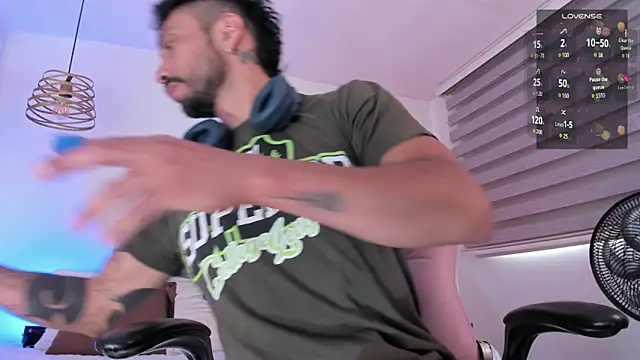 Tom cooper  online show from October 2, 12:56 pm