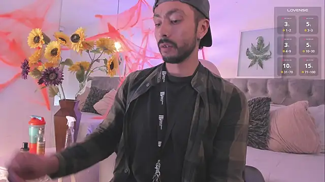 Tom cooper  online show from October 11, 12:26 pm