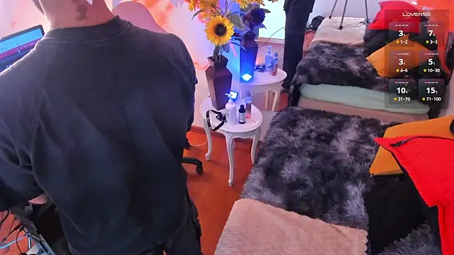 Tom cooper  online show from October 26, 12:33 pm