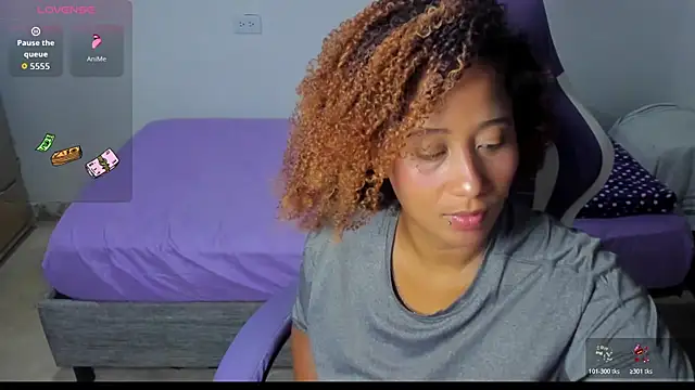 Snapshot of zandra_kiman chatting on March 31, 12:23 am zandra kiman online show from March 31, 12:23 am