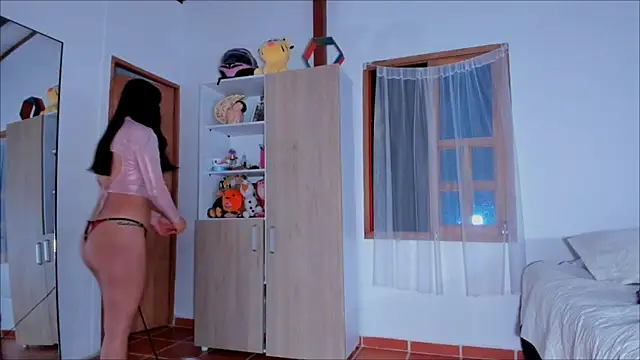 Lauren A online show from March 19, 1:21 am