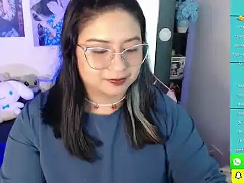 Snapshot of mollyshake1 chatting on December 25, 8:07 am mollyshake1 online show from December 25, 8:07 am