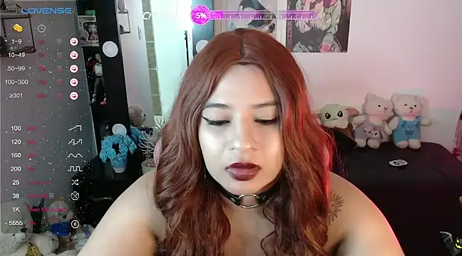 Snapshot of mollyshake1 chatting on January 22, 4:02 am mollyshake1 online show from January 22, 4:02 am