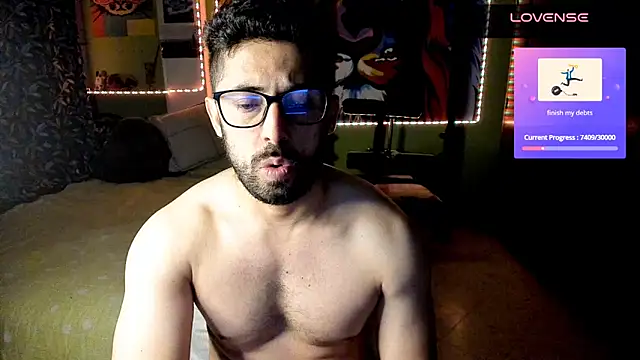 irokdan891 online show from May 9, 11:32 pm