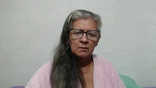 Snapshot of candy_mature_ chatting on October 5, 12:25 pm candy mature online show from October 5, 12:25 pm