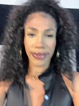 Snapshot of turabbitxx chatting on February 13, 1:29 am turabbitxx online show from February 13, 1:29 am