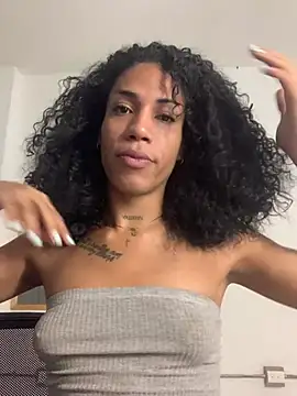 turabbitxx online show from May 15, 4:36 pm