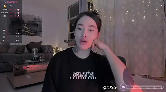 Snapshot of vangie_ chatting on December 18, 3:15 am vangie online show from December 18, 3:15 am
