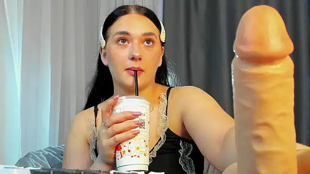 Snapshot of Grand_Vita chatting on October 25, 10:56 am Grand Vita online show from October 25, 10:56 am