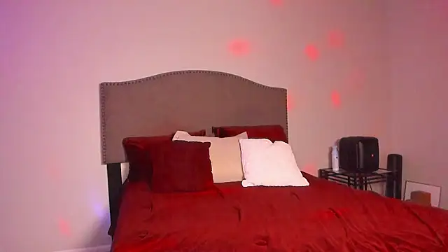 yiauana online show from January 14, 4:29 am