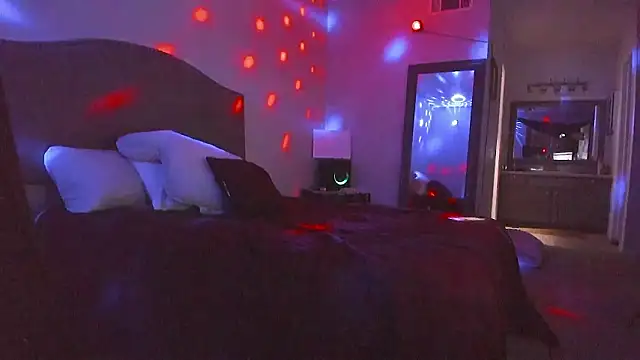 yiauana online show from February 14, 6:21 am