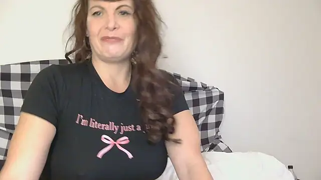 HeyyImHarlowe online show from December 11, 7:09 am