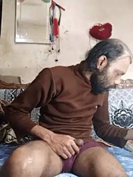 BadBoySmoker7070 online show from January 6, 7:17 pm