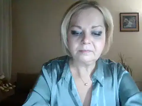 Snapshot of SofiyaPetrova chatting on December 7, 10:28 pm SofiyaPetrova online show from December 7, 10:28 pm