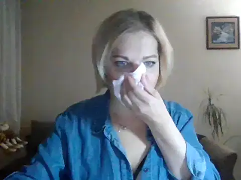 Snapshot of SofiyaPetrova chatting on December 21, 9:47 pm SofiyaPetrova online show from December 21, 9:47 pm