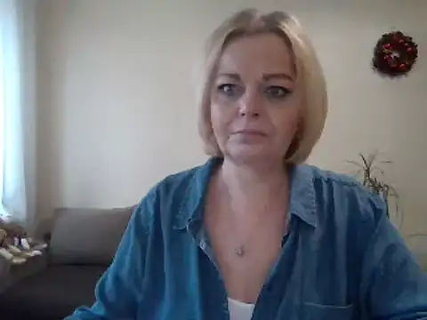 Snapshot of SofiyaPetrova chatting on January 14, 2:00 pm SofiyaPetrova online show from January 14, 2:00 pm