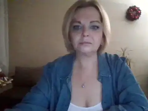 Snapshot of SofiyaPetrova chatting on January 14, 11:16 pm SofiyaPetrova online show from January 14, 11:16 pm