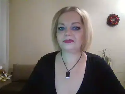 Snapshot of SofiyaPetrova chatting on January 16, 5:44 pm SofiyaPetrova online show from January 16, 5:44 pm