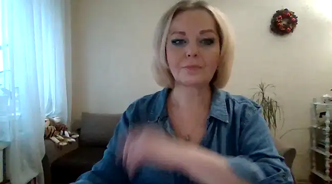 Snapshot of SofiyaPetrova chatting on February 3, 2:24 pm SofiyaPetrova online show from February 3, 2:24 pm