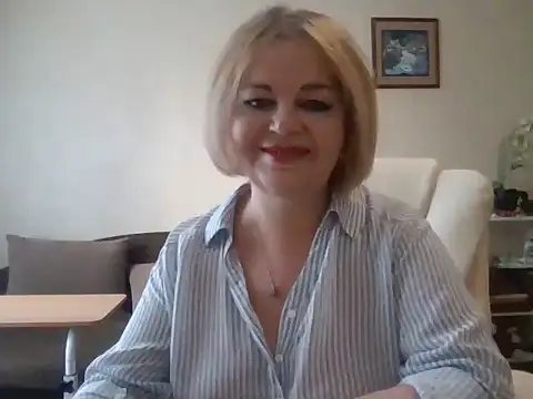 Snapshot of SofiyaPetrova chatting on September 18, 2:08 pm SofiyaPetrova online show from September 18, 2:08 pm