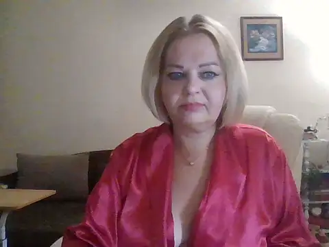 Snapshot of SofiyaPetrova chatting on September 25, 8:01 pm SofiyaPetrova online show from September 25, 8:01 pm