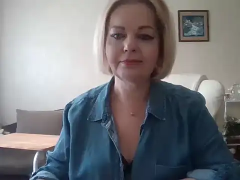 Snapshot of SofiyaPetrova chatting on September 27, 7:13 am SofiyaPetrova online show from September 27, 7:13 am