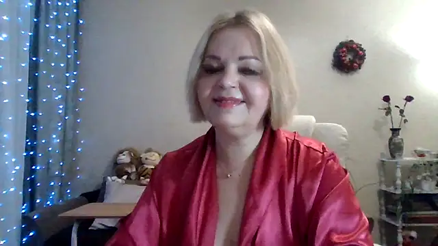 Snapshot of SofiyaPetrova chatting on February 25, 3:49 am SofiyaPetrova online show from February 25, 3:49 am