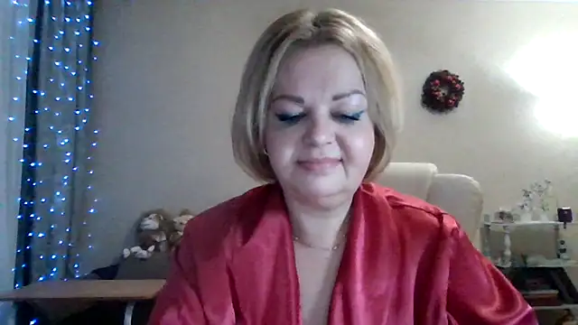 Snapshot of SofiyaPetrova chatting on February 28, 11:06 pm SofiyaPetrova online show from February 28, 11:06 pm