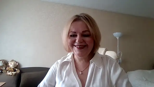 Snapshot of SofiyaPetrova chatting on March 6, 12:12 pm SofiyaPetrova online show from March 6, 12:12 pm