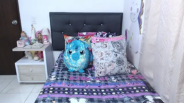 Snapshot of Melany_BigAss1 chatting on May 16, 6:39 pm Melany BigAss1 online show from May 16, 6:39 pm