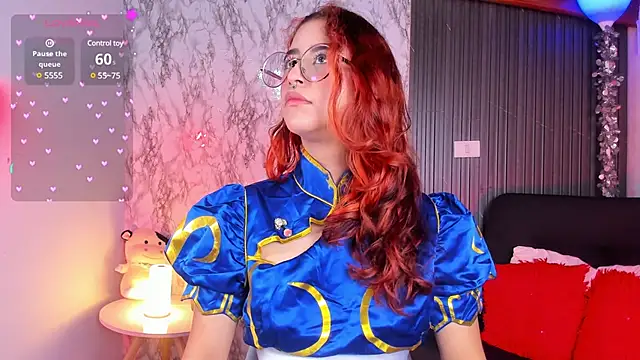 chloe blue online show from January 7, 11:58 am