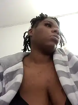 Snapshot of Bali_baddie_x chatting on October 10, 6:51 pm Bali baddie x online show from October 10, 6:51 pm