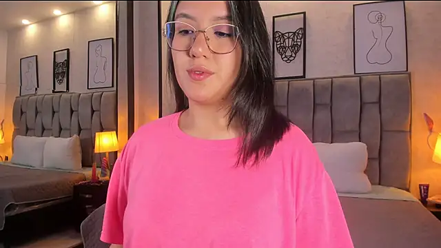 sweet--emily online show from December 12, 9:19 am