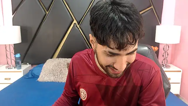 MilanZaire online show from September 11, 12:33 am