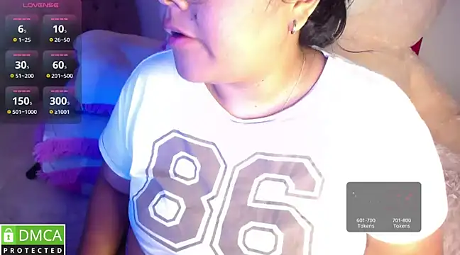 Snapshot of KittyHot20 chatting on February 28, 4:10 am KittyHot20 online show from February 28, 4:10 am